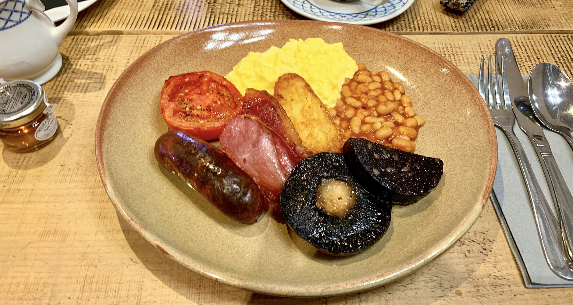 The Bell Inn farmhouse breakfast
